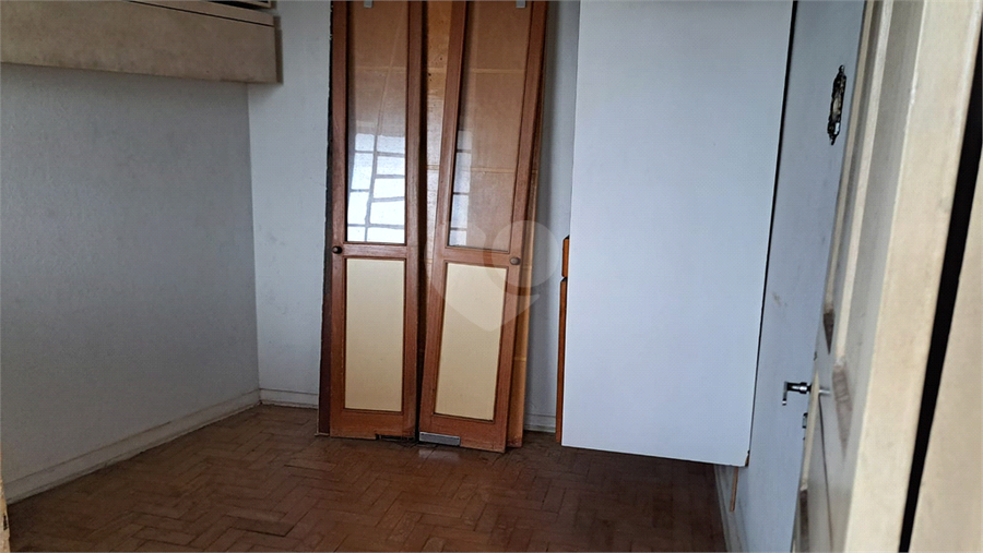 Foto REO1075930