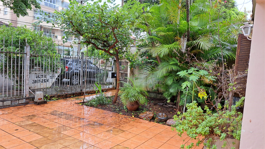 Foto REO1075930