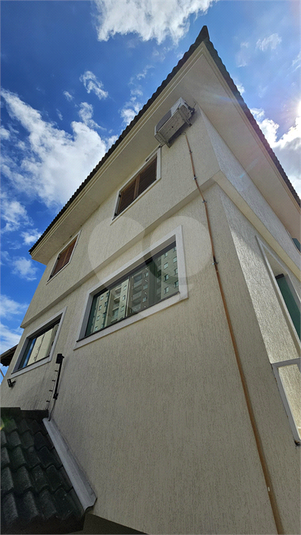 Foto REO1075980