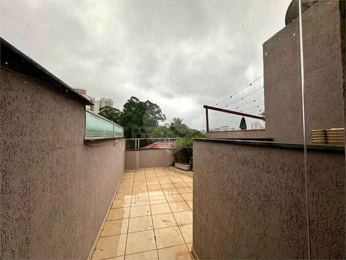 Foto REO1076011