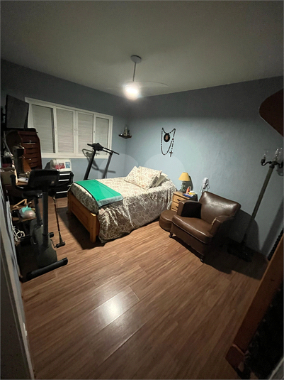 Foto REO1076016