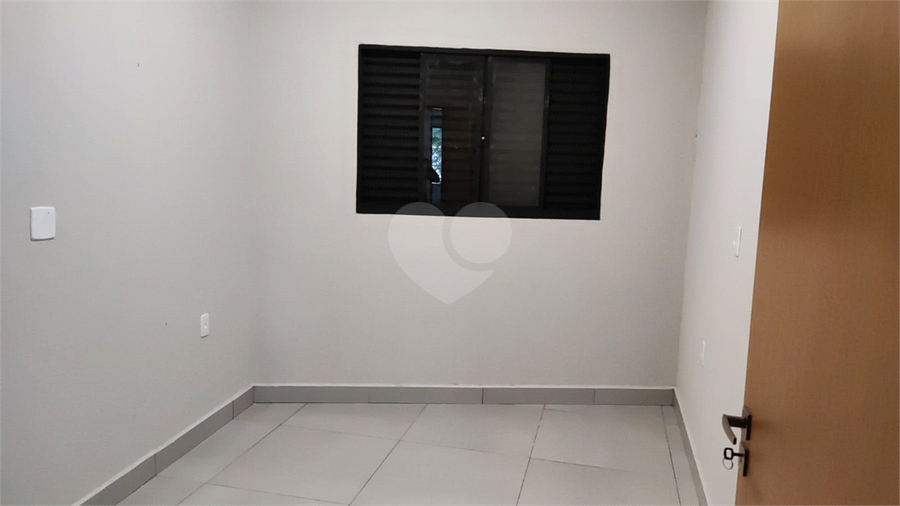 Foto REO1076019
