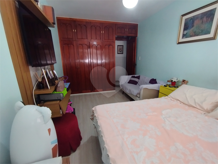 Foto REO1076020