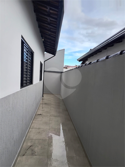 Foto REO1076022