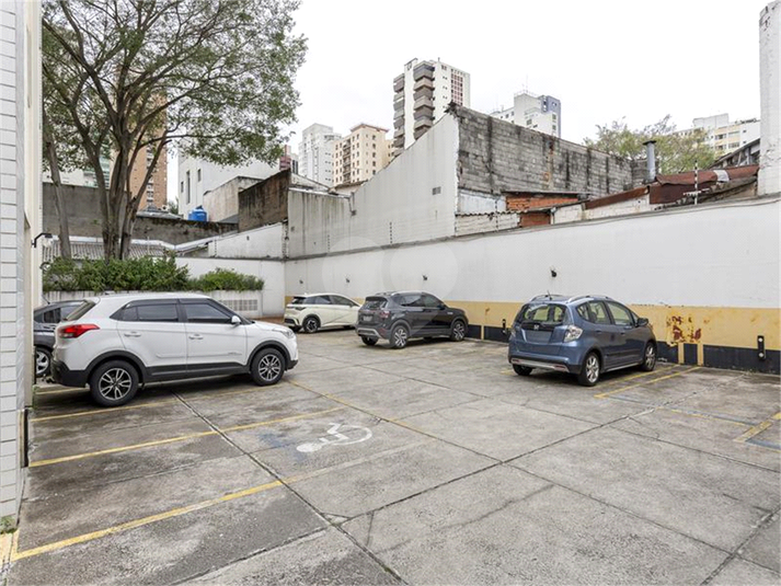 Foto REO1076075