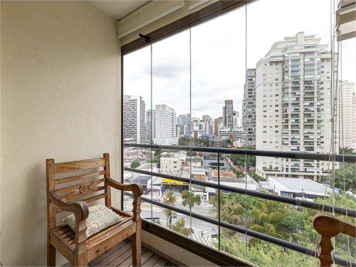 Foto REO1076075