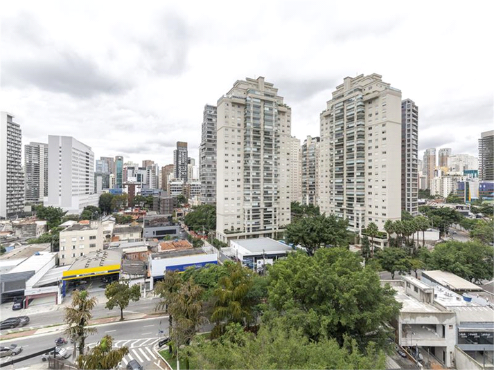 Foto REO1076075