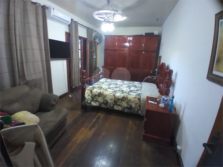 Foto REO1076082