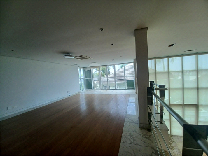 Foto REO1076276