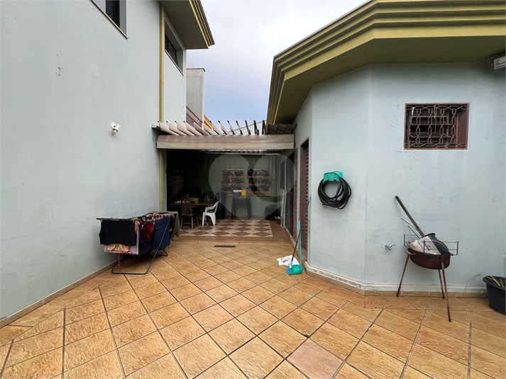 Foto REO1076534