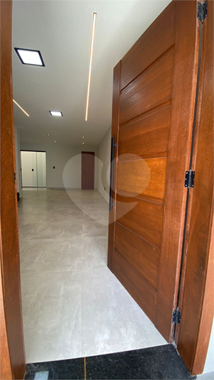 Foto REO1076545