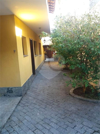 Foto REO1076559