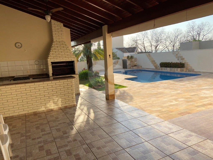 Foto REO1076588
