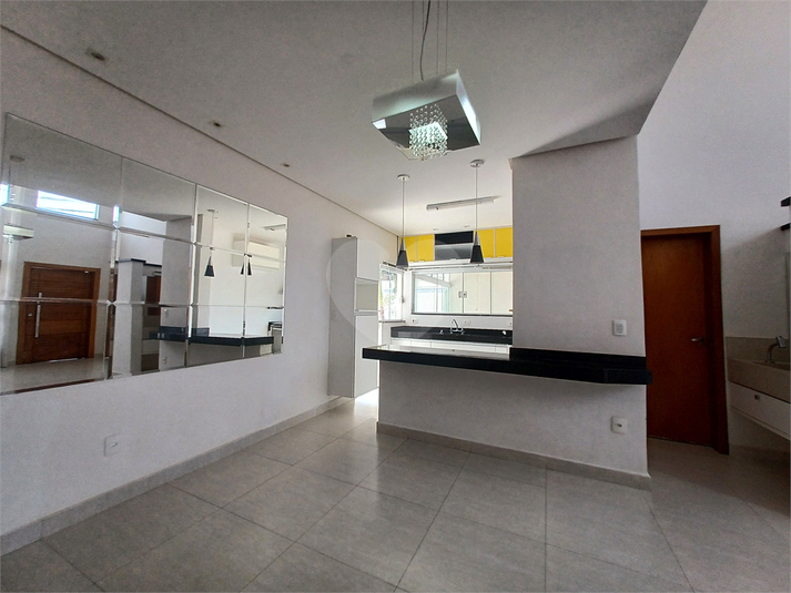 Foto REO1076690