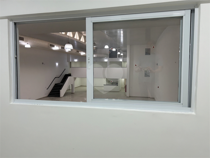 Sala com vista para o Salão Principal - Mezanino Anterior