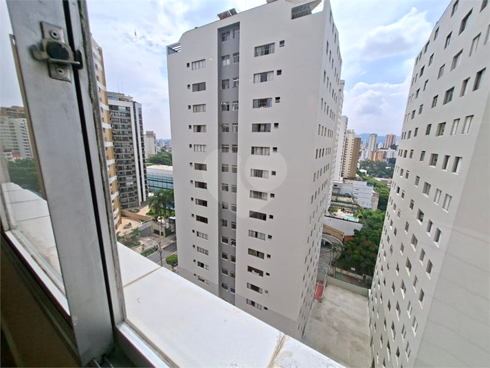 Foto REO1076723