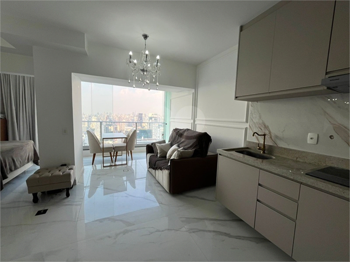 Foto REO1076767