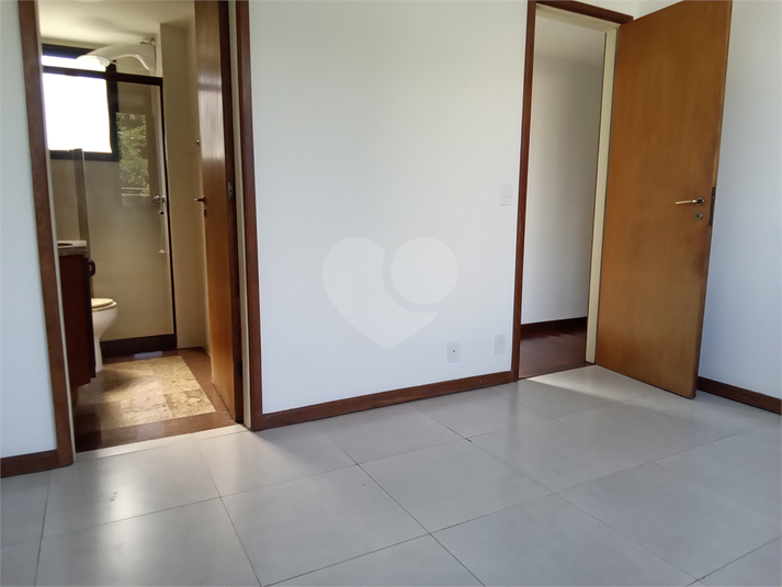 Foto REO1076856