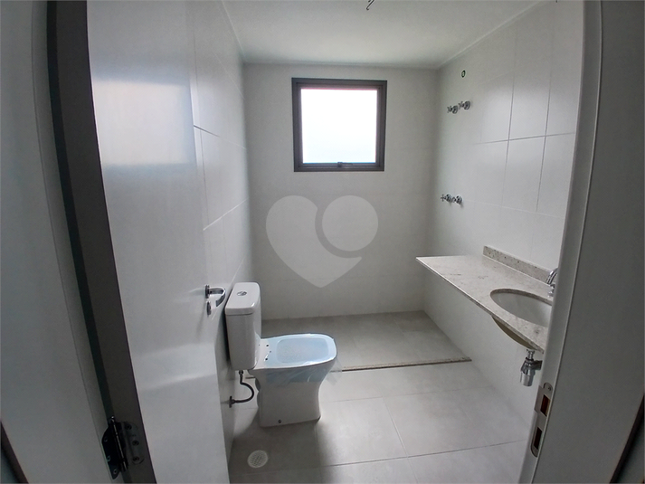 banheiro "ELA" suíte master