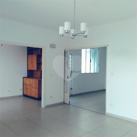 Foto REO1077002