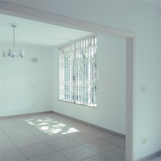 Foto REO1077002