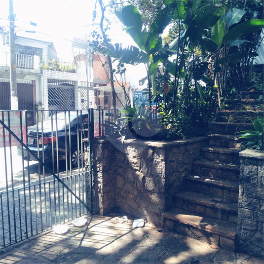 Foto REO1077002