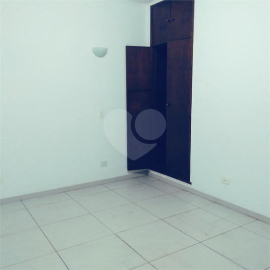 Foto REO1077002