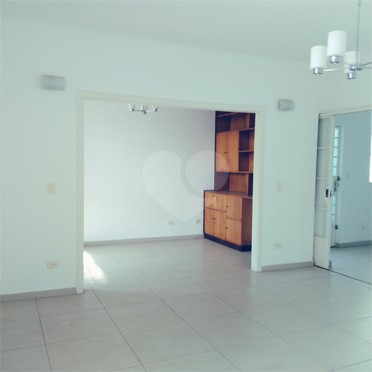 Foto REO1077002
