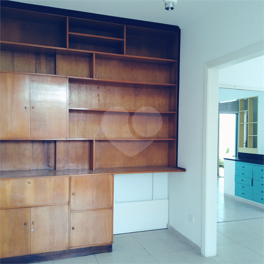 Foto REO1077002