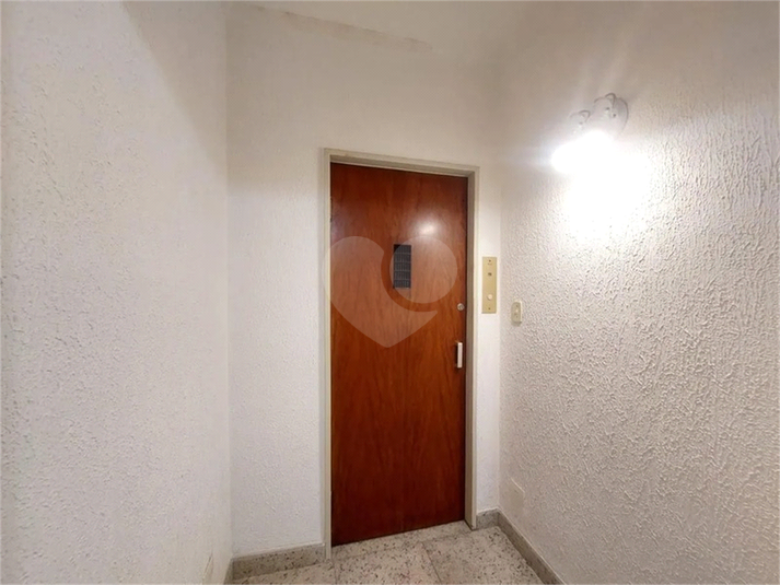 Foto REO1077010
