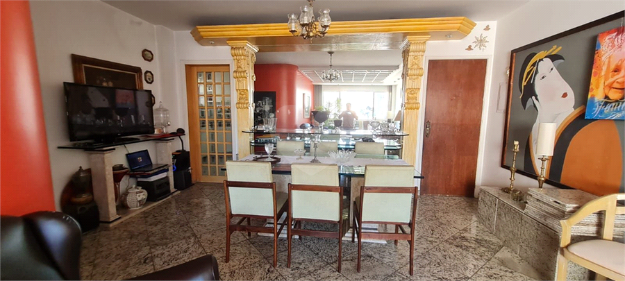 Foto REO1077013
