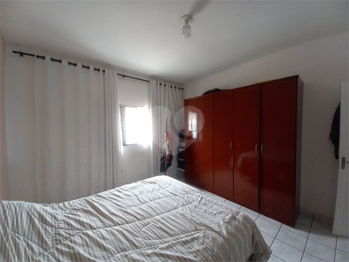 Foto REO1077021