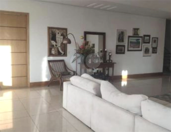 Foto REO1077026
