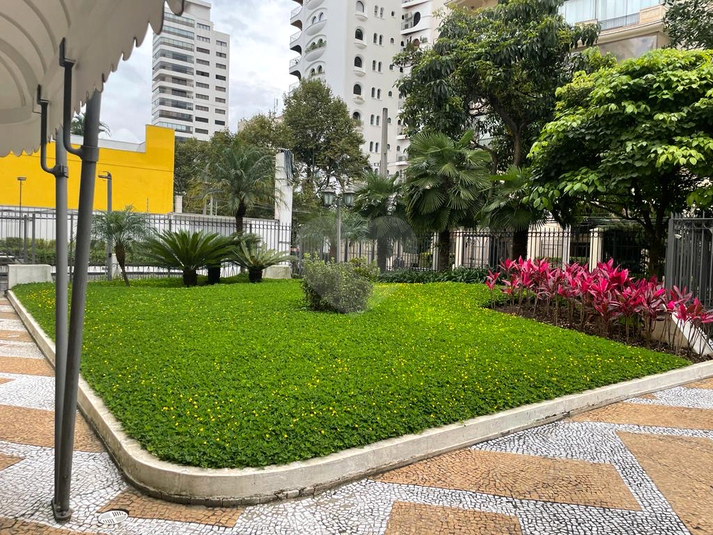 Foto REO1077030