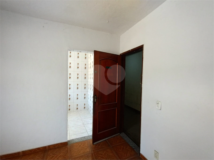 Foto REO1077100