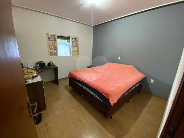 Foto REO1077158