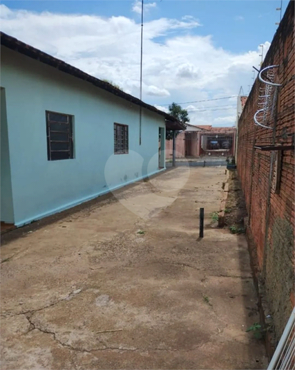 Foto REO1077159
