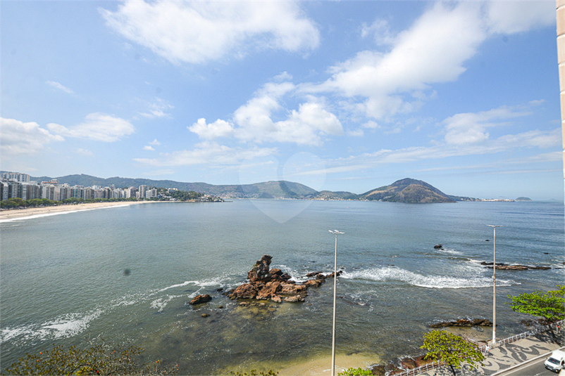 Foto REO1077172