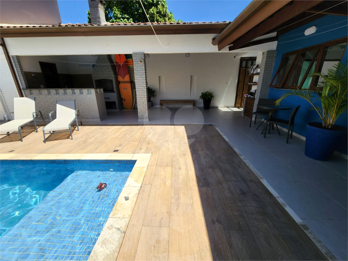Foto REO1077183