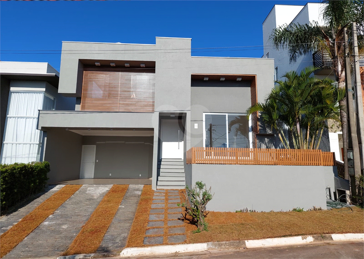 Foto REO1077195