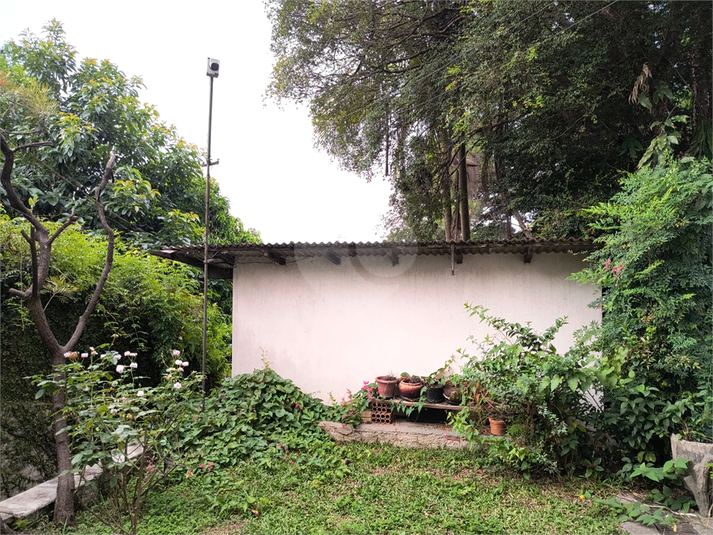 Foto REO1077199
