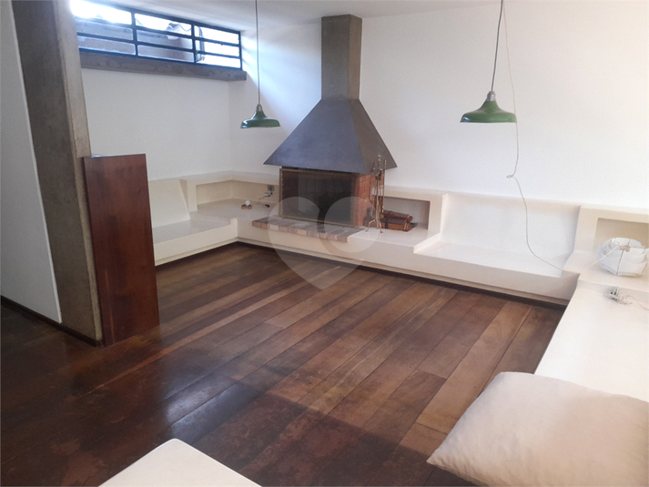 Foto REO1077256