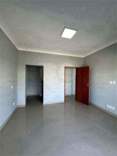 Foto REO1077327