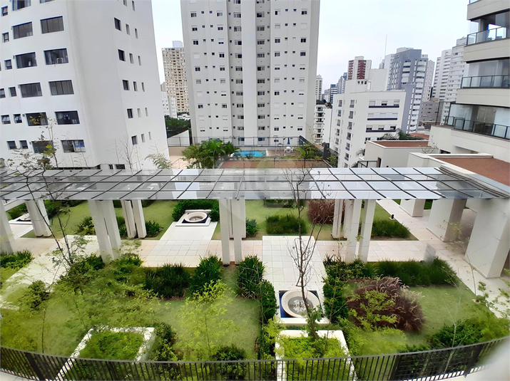 Foto REO1077396