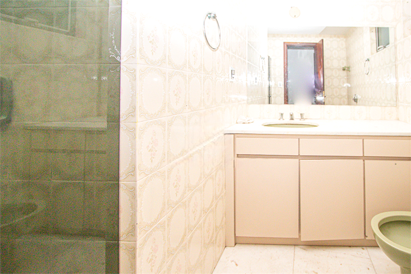 Foto REO1077408