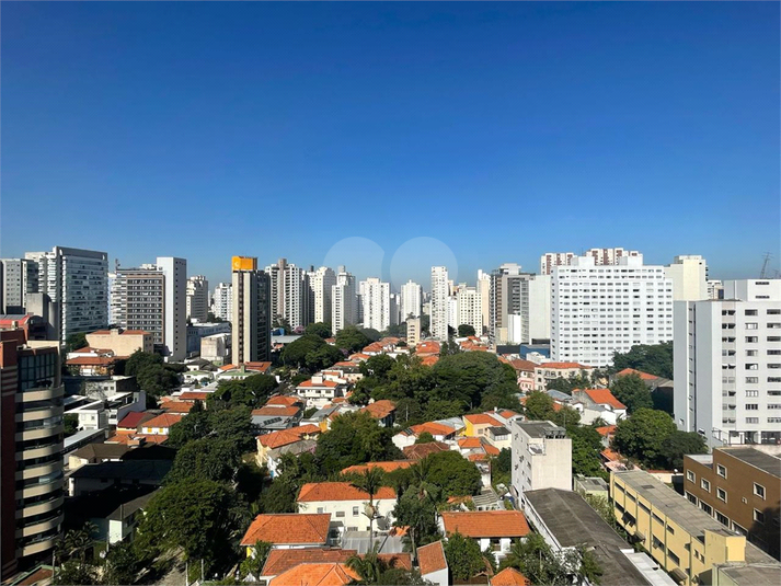 Foto REO1077441