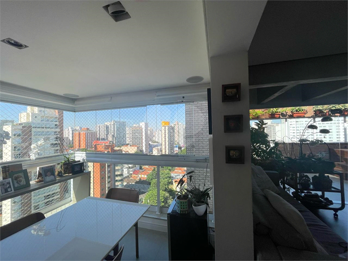 Foto REO1077441