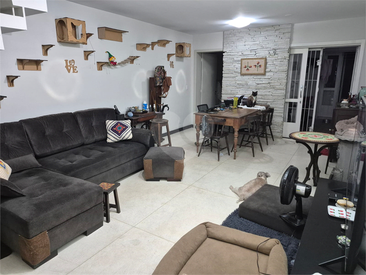 Foto REO1077461