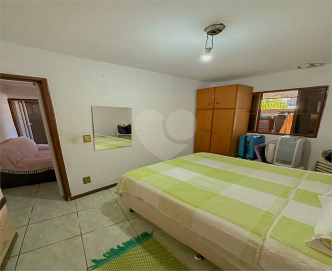 Foto REO1077532