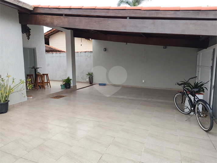 Foto REO1077563